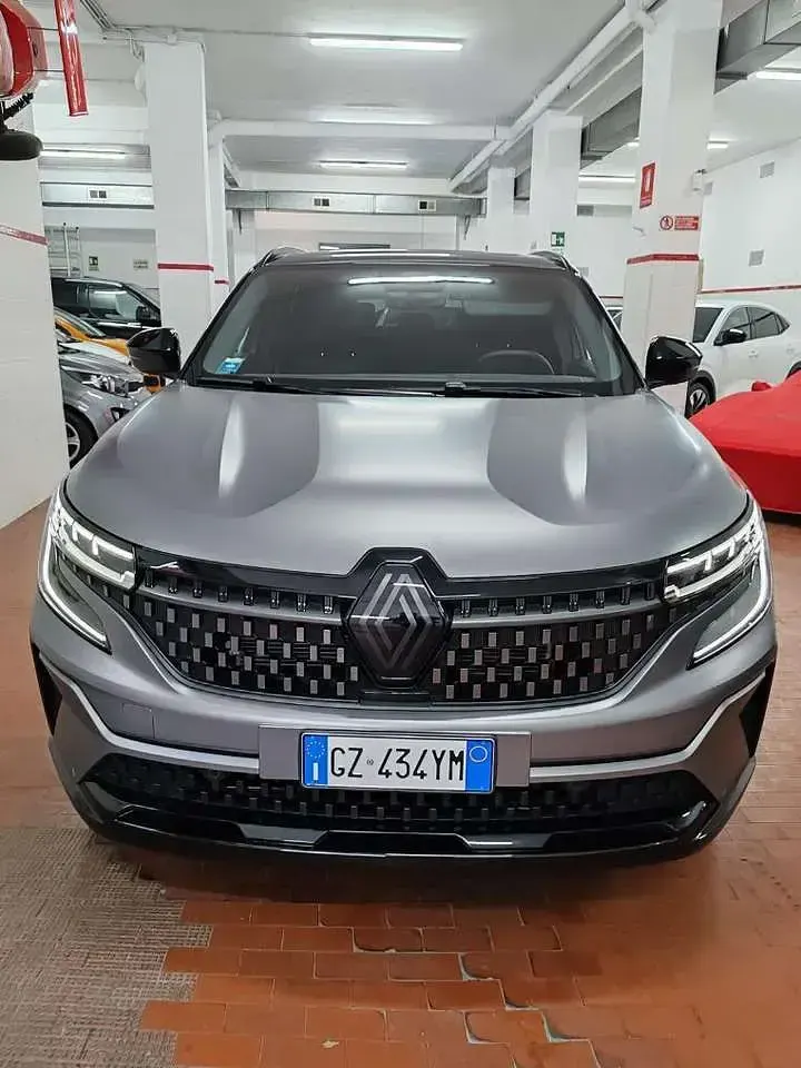 Usata Renault Austral Techno Esprit Alpine 199 CV (146 kW) 2025 Grigio SUV