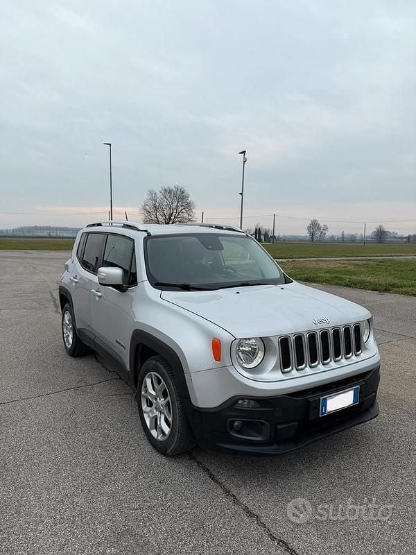 Usata Jeep Renegade Limited 120 CV (88 kW) 2015 Grigio SUV