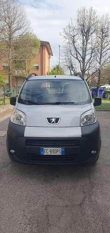 Usata Peugeot TePee Outdoor 68 CV (50 kW) 2010 Argento Station wagon