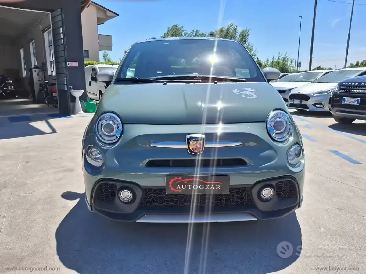 Usata Abarth 695 179 CV (131 kW) 2021 Verde Utilitaria