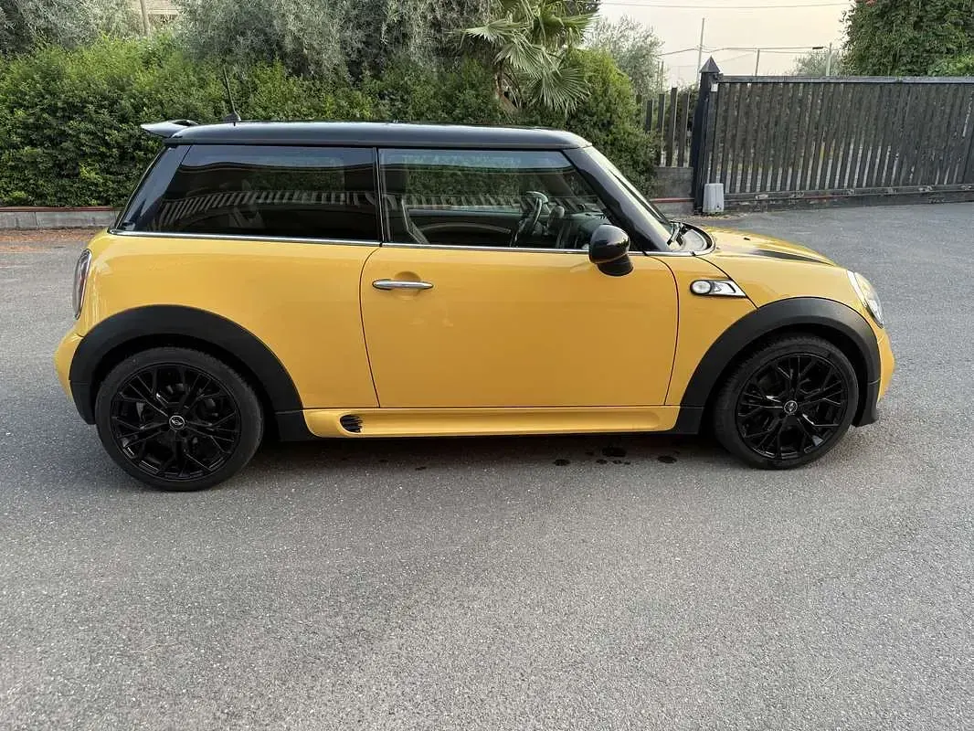 Usata Mini Cooper S Chili 175 CV (128 kW) 2008 Giallo Utilitaria