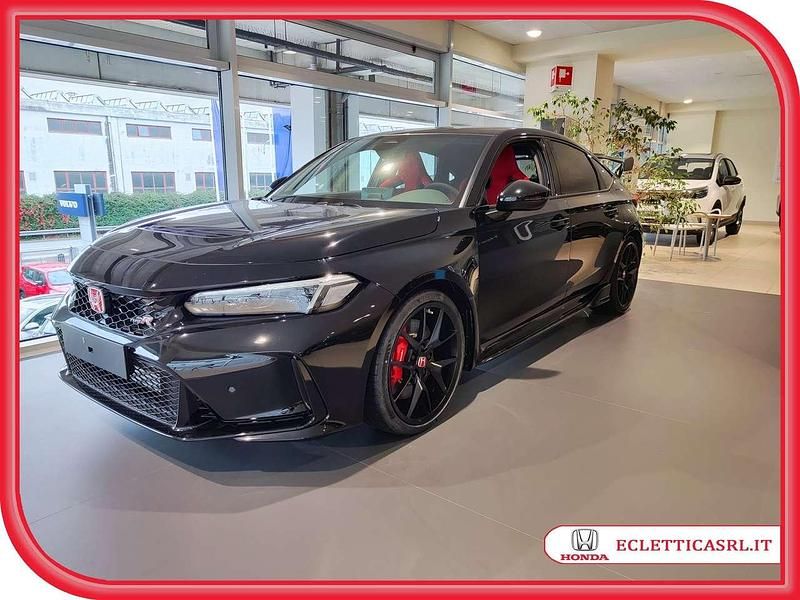 Crystal black pearl Nuova 2025 Honda Civic Type R Tre volumi | 59.900 € (Cara) - Immagine 1/4