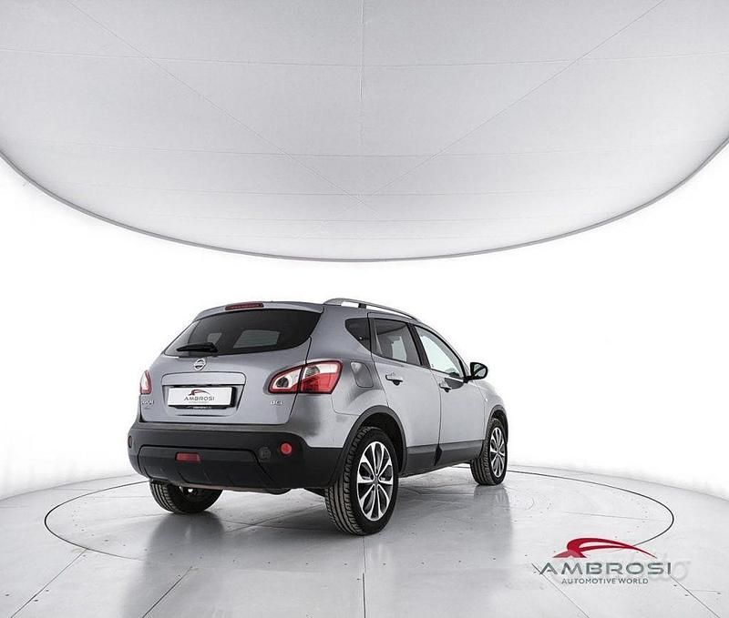 Usata Nissan Qashqai N-TEC 150 CV (110 kW) 2010 Grigio SUV