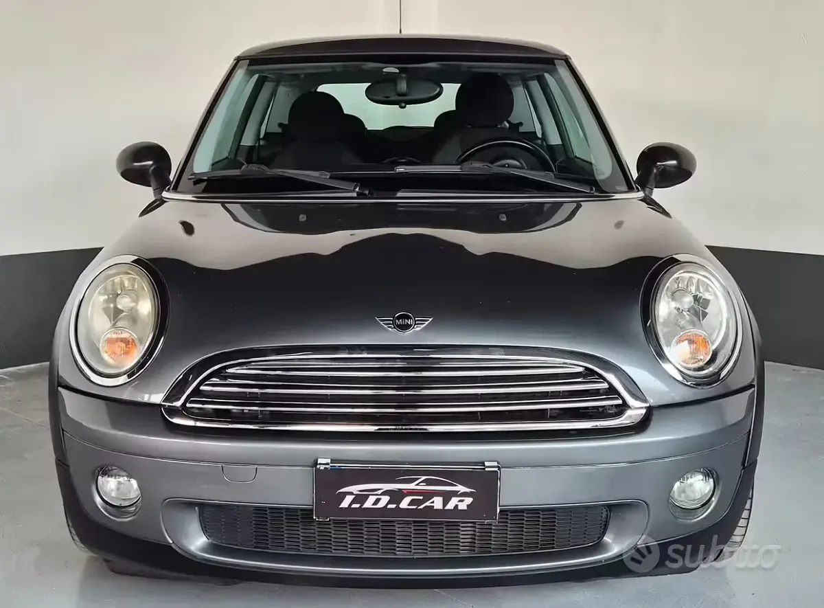 Usata Mini ONE 75 CV (55 kW) 2009 Grigio Utilitaria