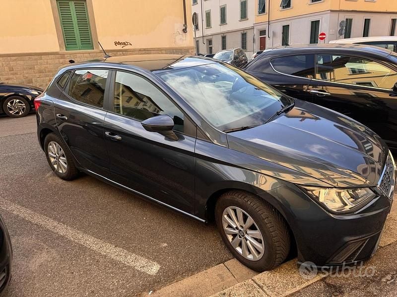 Usata Seat Ibiza 75 CV (55 kW) 2020 Grigio Utilitaria