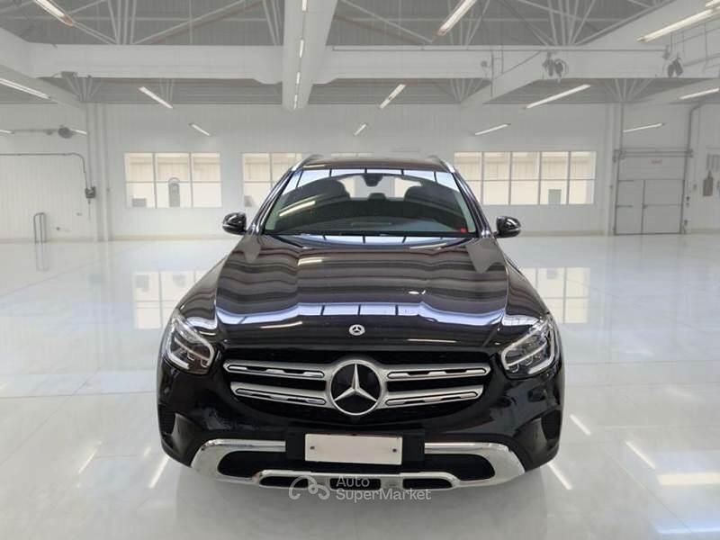 Usata Mercedes GLC200 163 CV (119 kW) 2021 Nero SUV