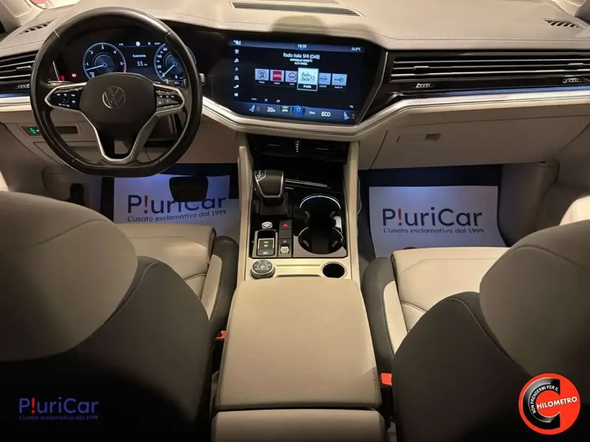 Usata VW Touareg Elegance 231 CV (169 kW) 2021 Blu/azzurro SUV