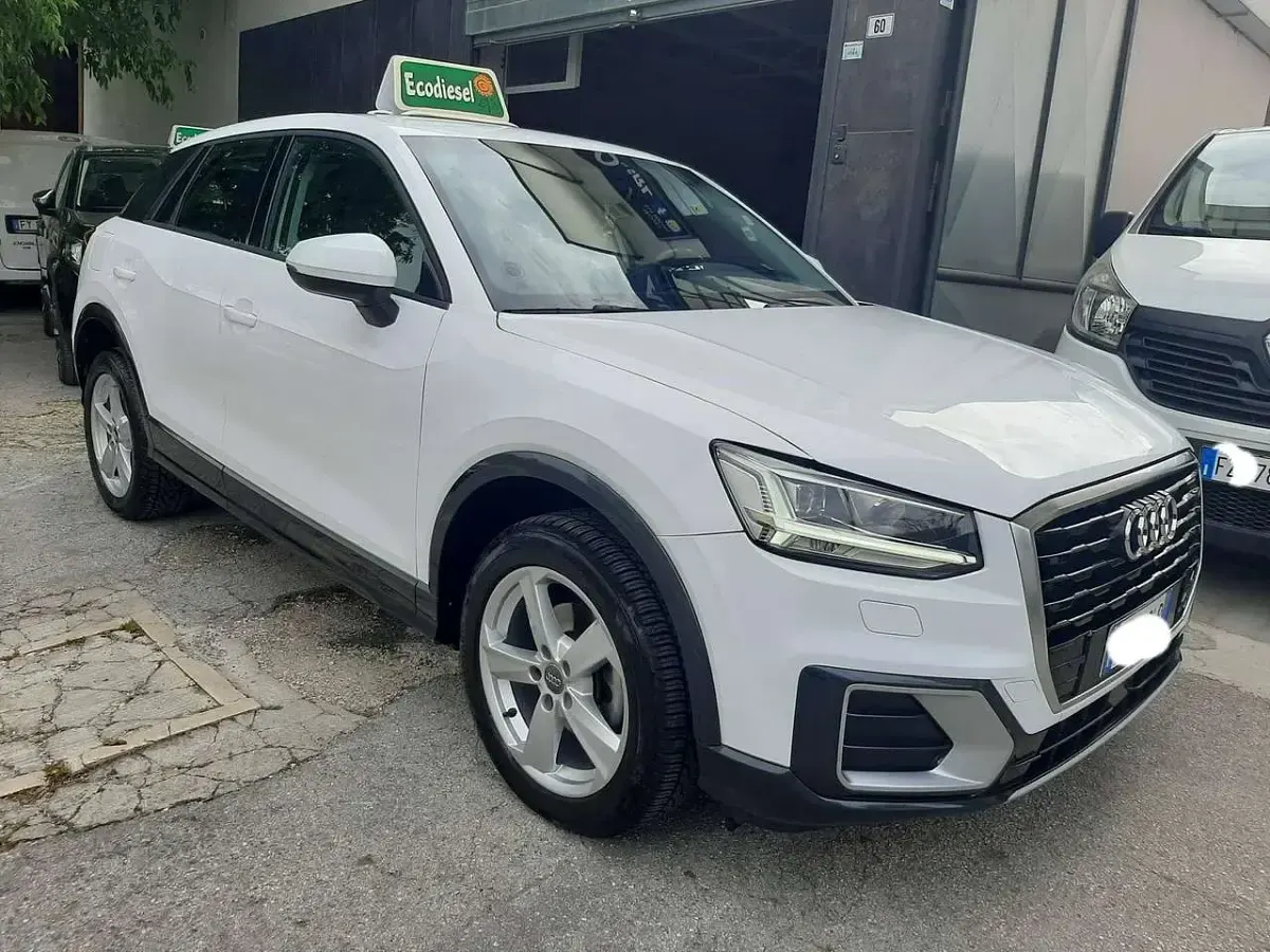 Usata Audi Q2 Admired 116 CV (85 kW) 2020 Bianco SUV