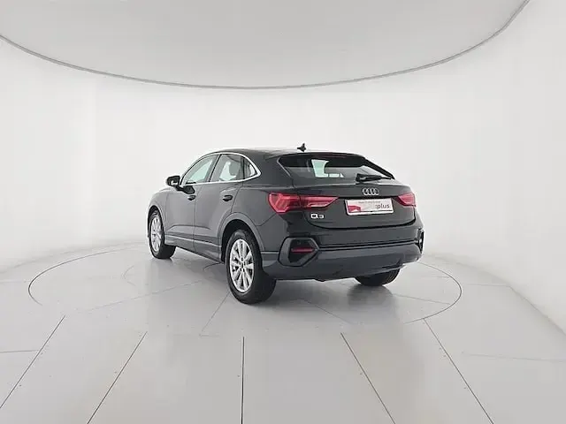 Usata Audi Q3 Sportback Business Plus 150 CV (110 kW) 2023 Nero mythos metallizzato SUV