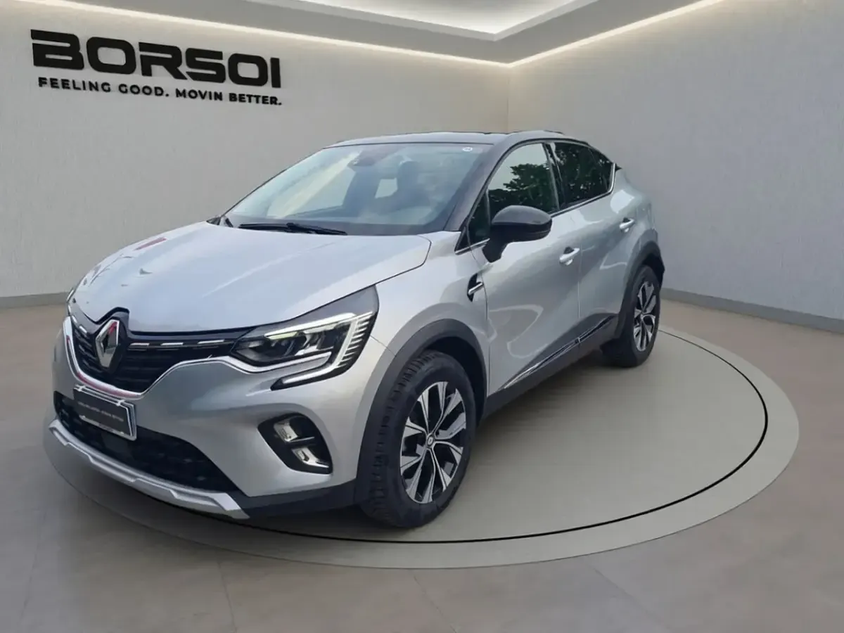Usado Renault Captur Techno 91 CV (66 kW) 2024 Gris SUV