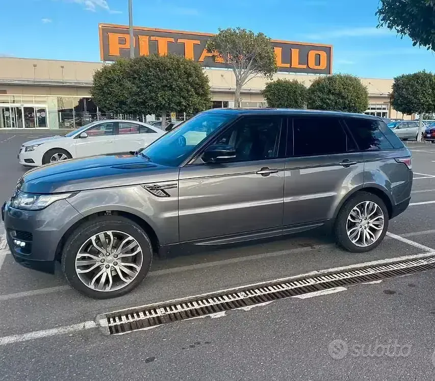 Usata Land Rover Range Rover 249 CV (183 kW) 2014 Grigio SUV