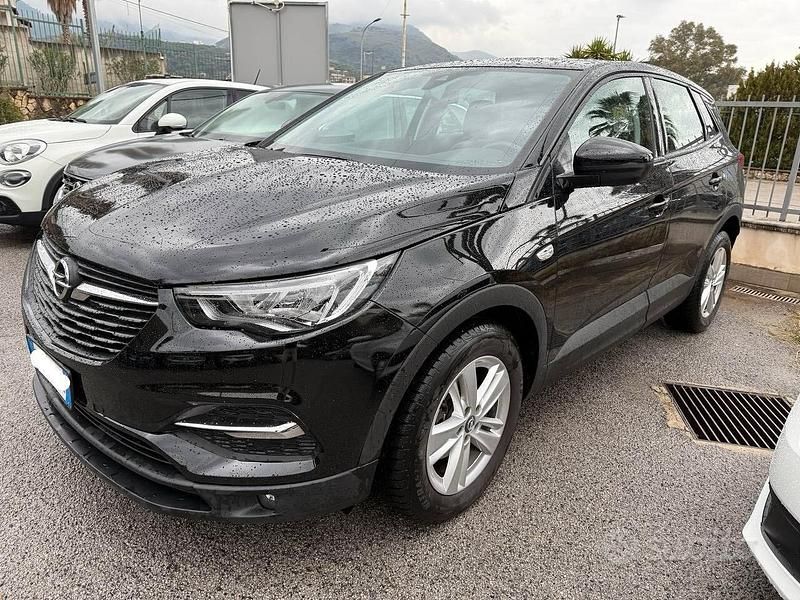 Usata Opel Grandland X Innovation 131 CV (96 kW) 2021 Nero SUV