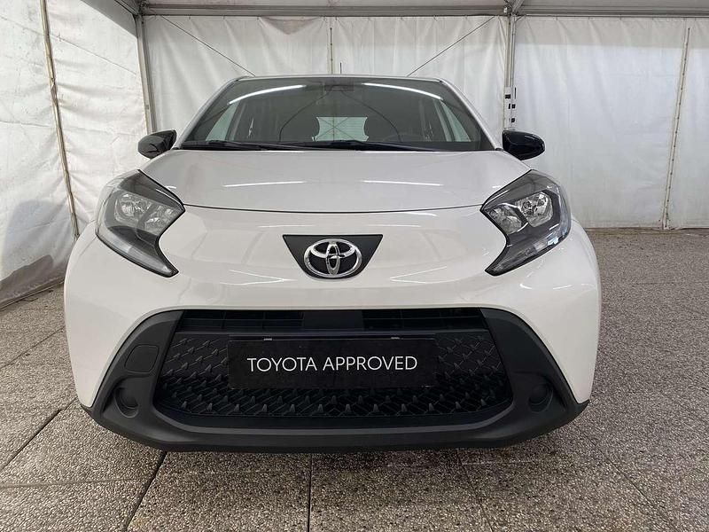 Usata Toyota Aygo X Active 72 CV (52 kW) 2025 Bianco SUV