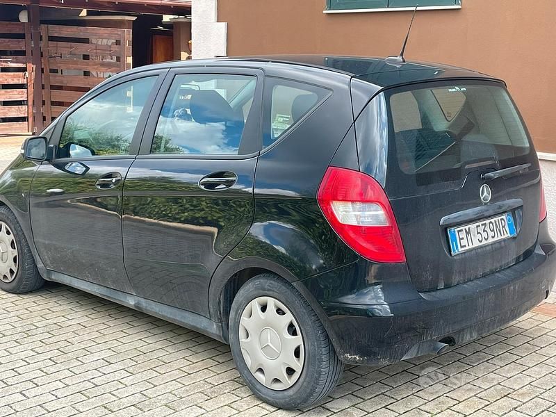 Usata Mercedes A160 95 CV (69 kW) 2012 Nero Berlina