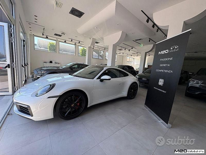 Usata Porsche 992 450 CV (330 kW) 2019 Bianco Coupé