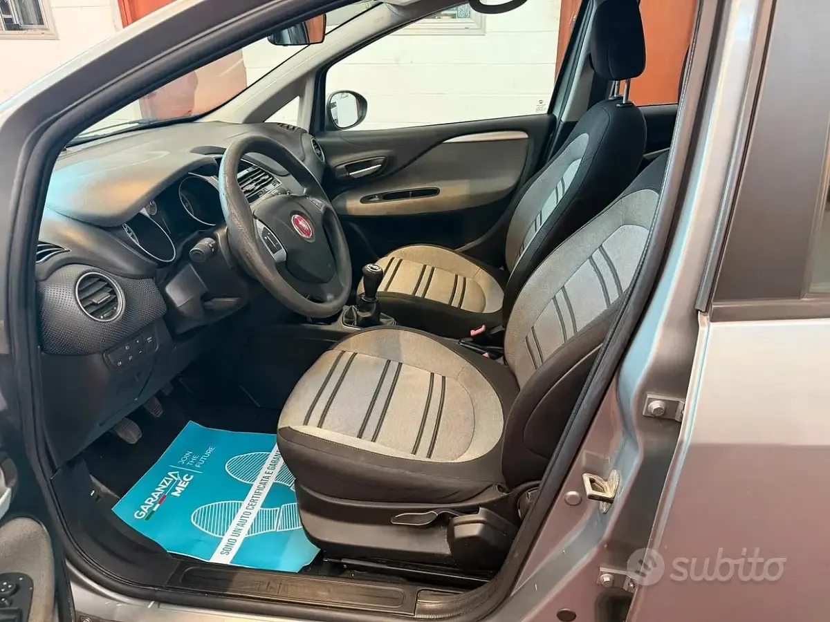 Usata Fiat Punto Evo Dynamic 75 CV (55 kW) 2014 Grigio Utilitaria