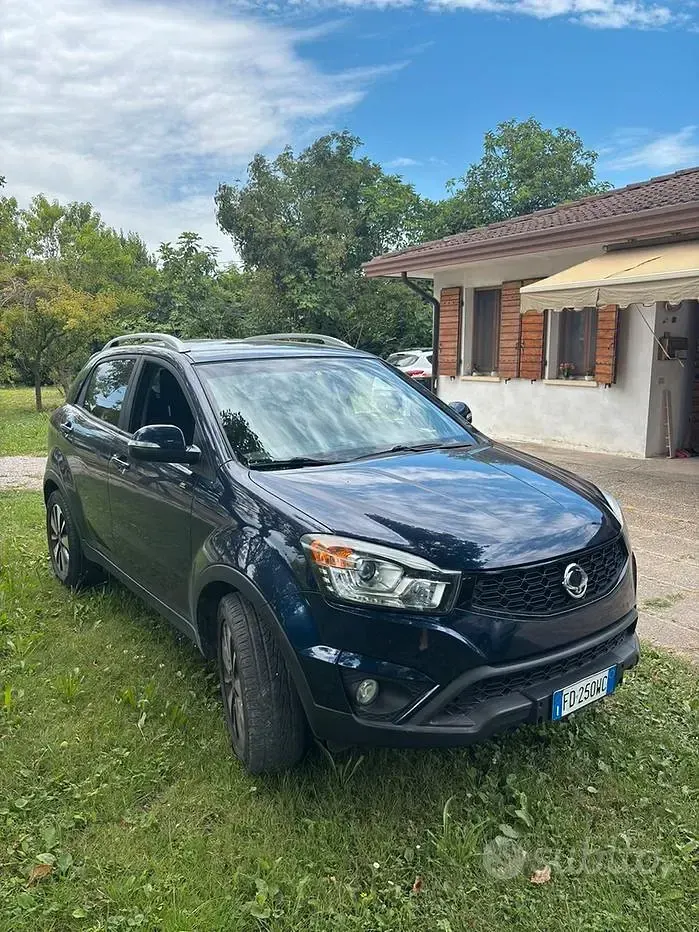 Usata SsangYong Korando 149 CV (109 kW) 2016 Nero SUV