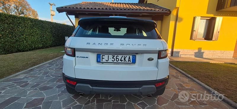 Usata Land Rover Range Rover evoque 150 CV (110 kW) 2017 Bianco SUV