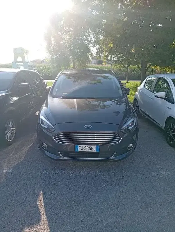 Usata Ford S-MAX Business Edition 179 CV (131 kW) 2017 Monovolume