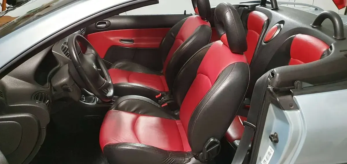 Usata Peugeot 206 CC 109 CV (80 kW) 2001 Argento Cabrio