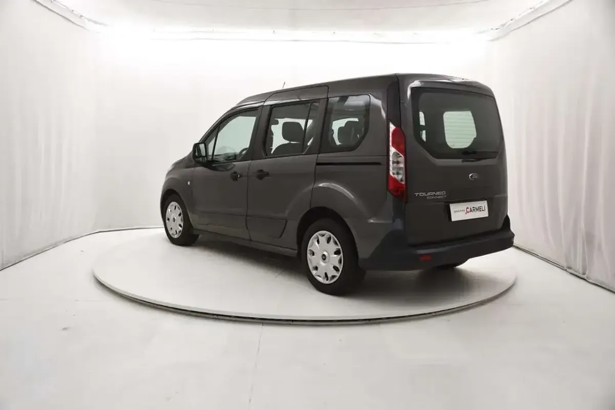Usata Ford Tourneo 120 CV (88 kW) 2019 Grigio Furgone