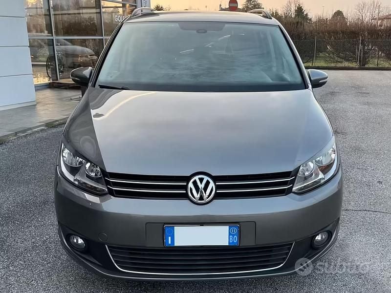 Usata VW Touran Comfortline 105 CV (77 kW) 2011 Grigio ardesia Monovolume