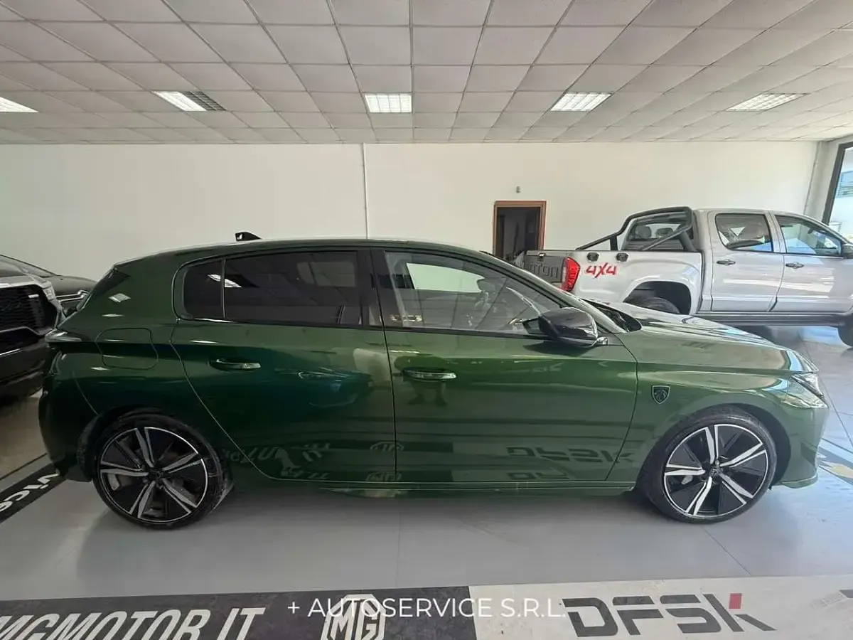 Usata Peugeot 308 GT 131 CV (96 kW) 2022 Verde Berlina