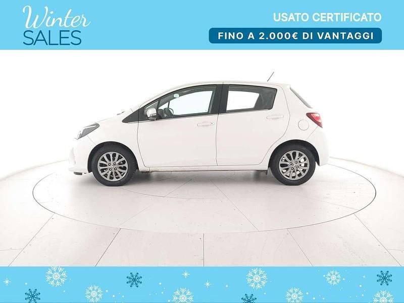 Usata Toyota Yaris Active 69 CV (50 kW) 2017 Bianco Berlina