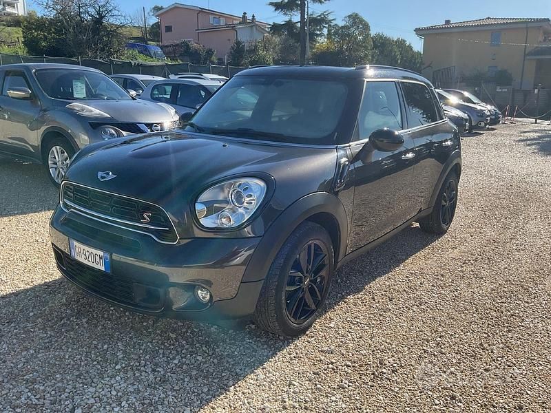 Usata Mini Cooper SD Countryman 142 CV (104 kW) 2015 Nero SUV