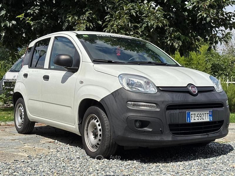 Usata Fiat Panda Pop 69 CV (50 kW) 2019 Bianco Utilitaria