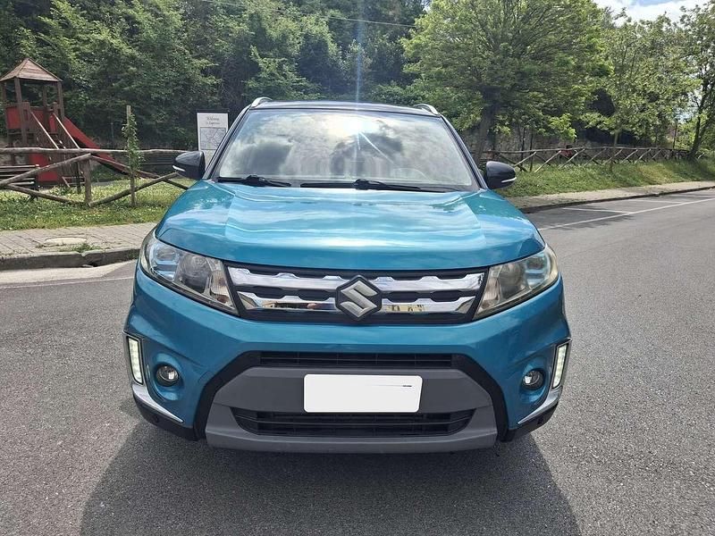 Usata Suzuki Vitara 120 CV (88 kW) 2015 Turchese caraibi tetto nero SUV