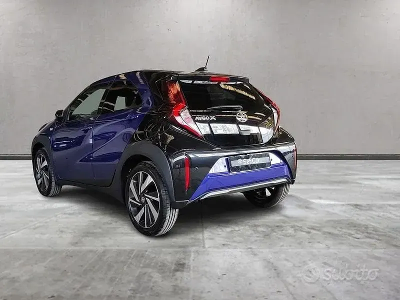 Nuova Toyota Aygo X Lounge 116 CV (85 kW) 2026 Bluazzurro SUV