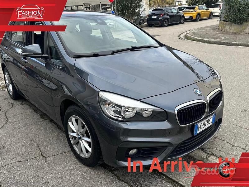 Usata BMW 216 Active Tourer Sport Line 116 CV (85 kW) 2016 Grigio Monovolume