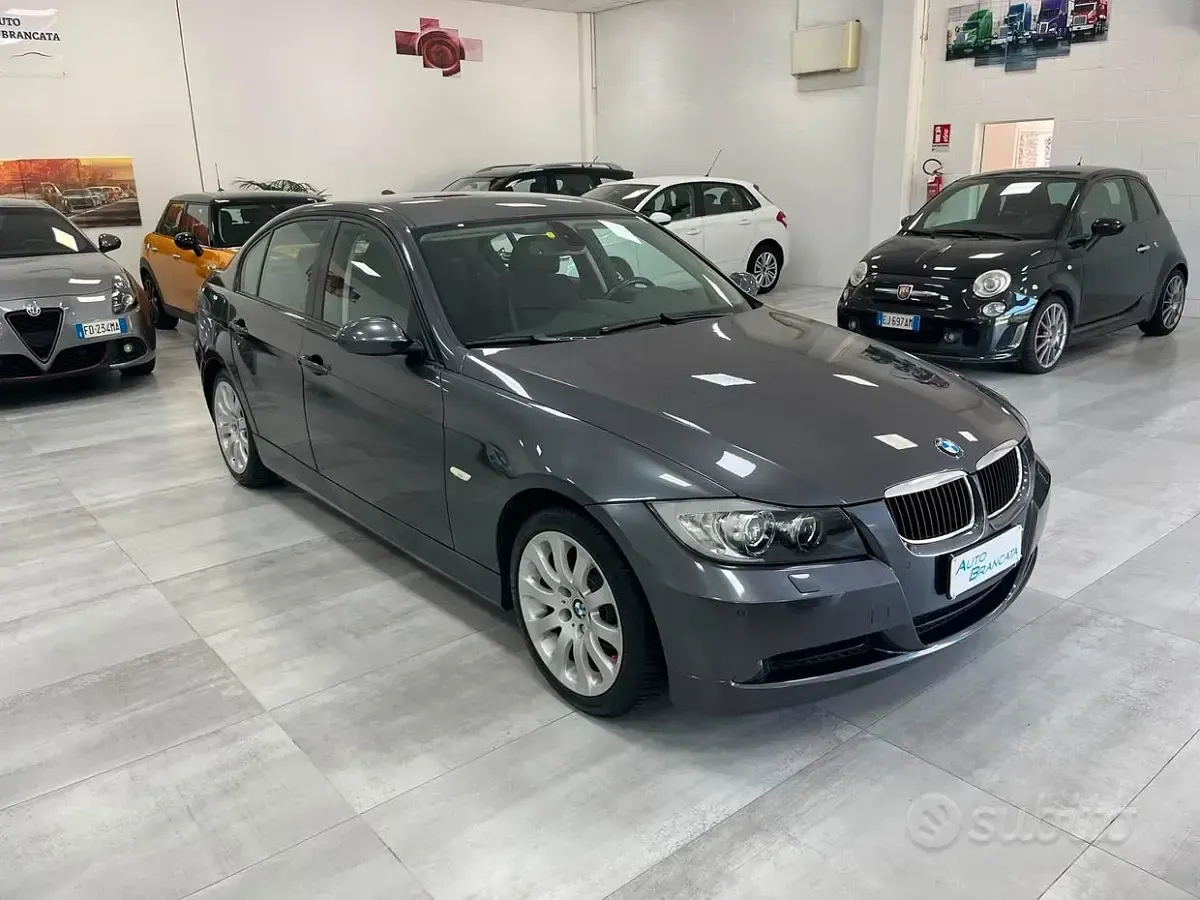 Usata BMW 320 150 CV (110 kW) 2005 Grigio Berlina