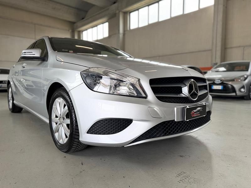 Usata Mercedes A180 Executive 109 CV (80 kW) 2014 Argento Berlina