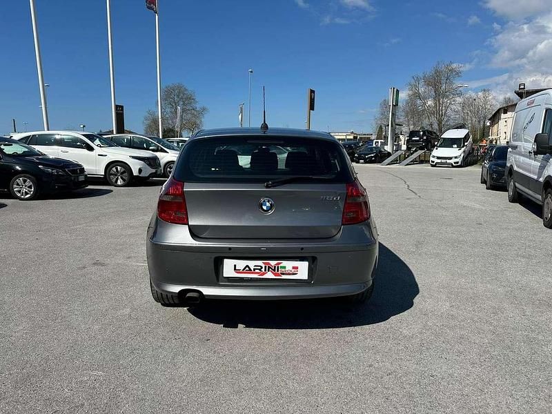 Usata BMW 118 143 CV (105 kW) 2009 Argento Utilitaria