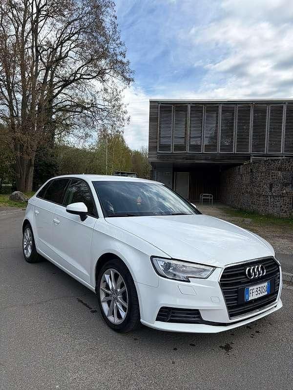 Usata Audi A3 Business 110 CV (80 kW) 2016 Berlina