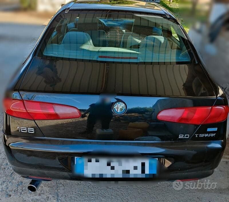 Usata Alfa Romeo 166 150 CV (110 kW) 2000 Nero Berlina