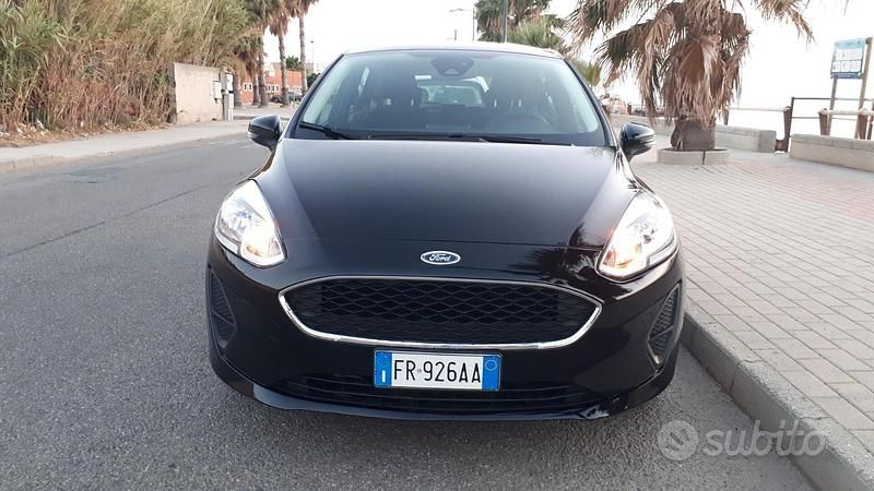 Usata Ford Fiesta Titanium 85 CV (62 kW) 2018 Nero Utilitaria