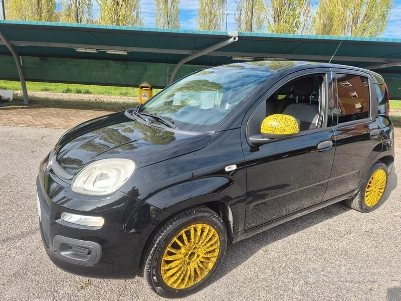 Usata Fiat Panda 69 CV (50 kW) 2019 Nero Utilitaria