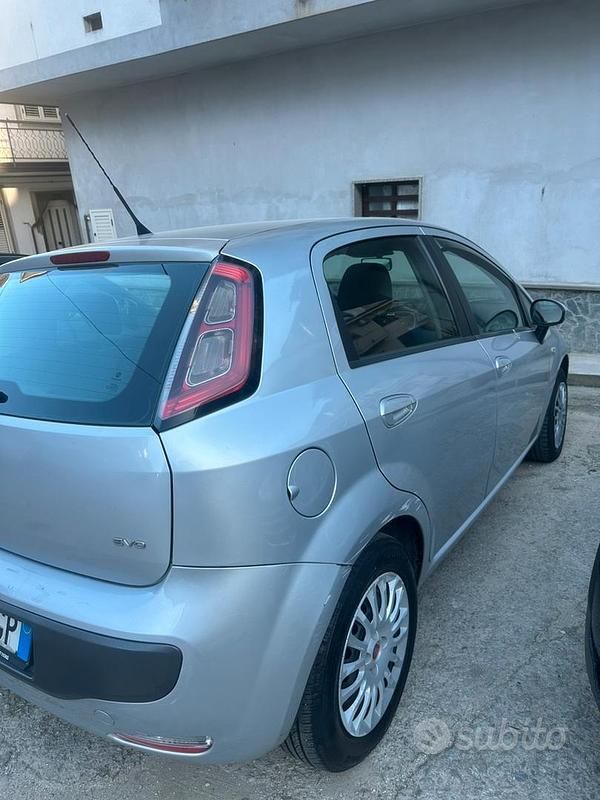 Usata Fiat Grande Punto 2010 Grigio Utilitaria