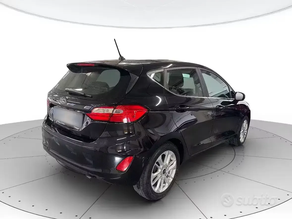 Usata Ford Fiesta Titanium 75 CV (55 kW) 2023 Nero Utilitaria