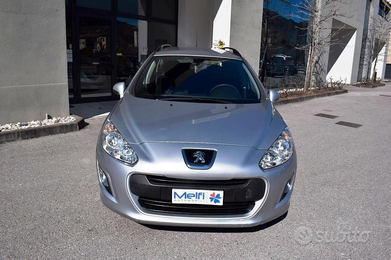 Usata Peugeot 308 Active 112 CV (82 kW) 2012 Argento Station wagon