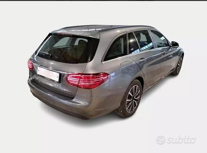 Usata Mercedes C180 Business 122 CV (89 kW) 2020 Station wagon