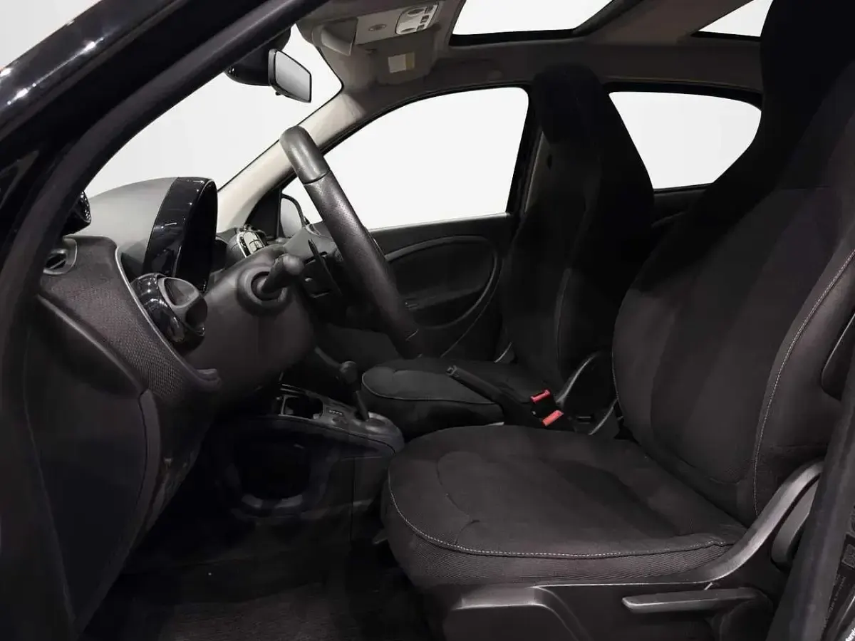 Usata Smart ForFour Passion 90 CV (66 kW) 2019 Nero Utilitaria