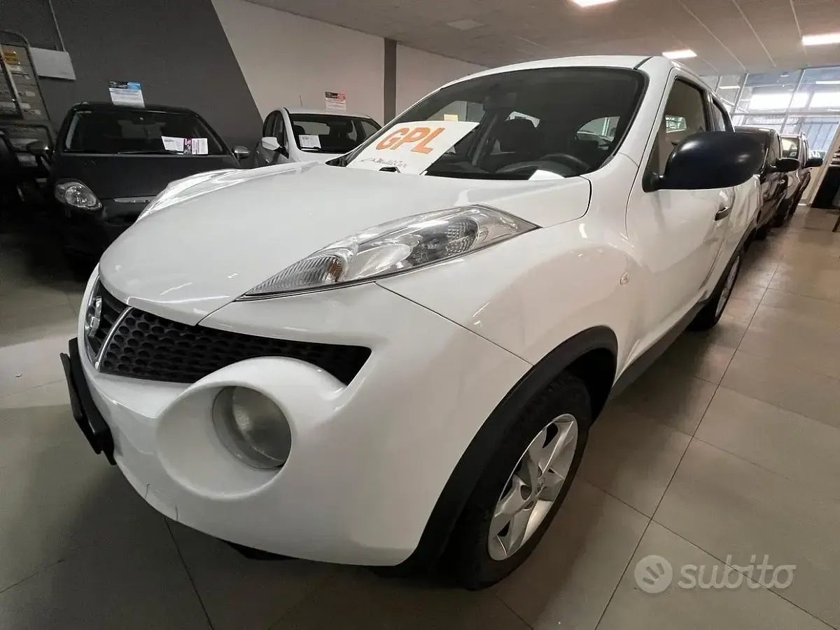 Usata Nissan Juke 117 CV (86 kW) 2012 Bianco SUV