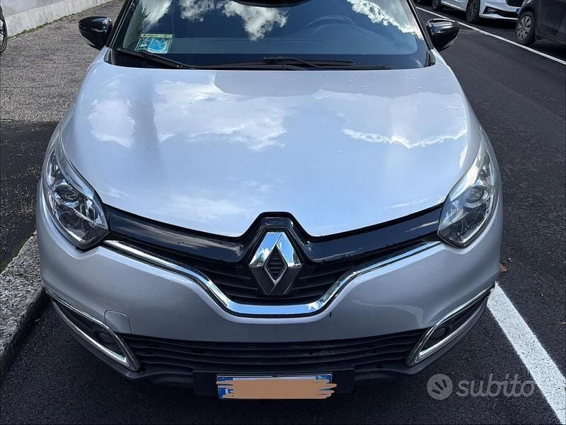 Usata Renault Captur 90 CV (66 kW) 2014 Grigio SUV