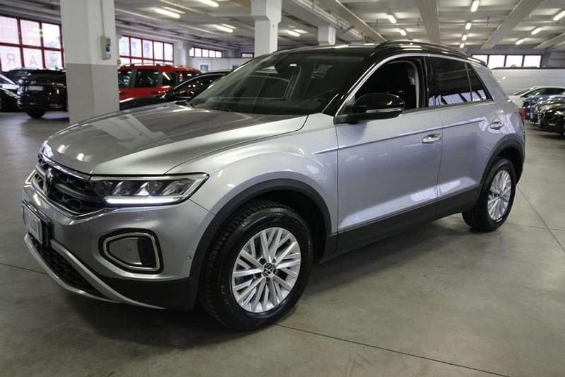 Usata VW T-Roc Life 150 CV (110 kW) 2025 Argento SUV