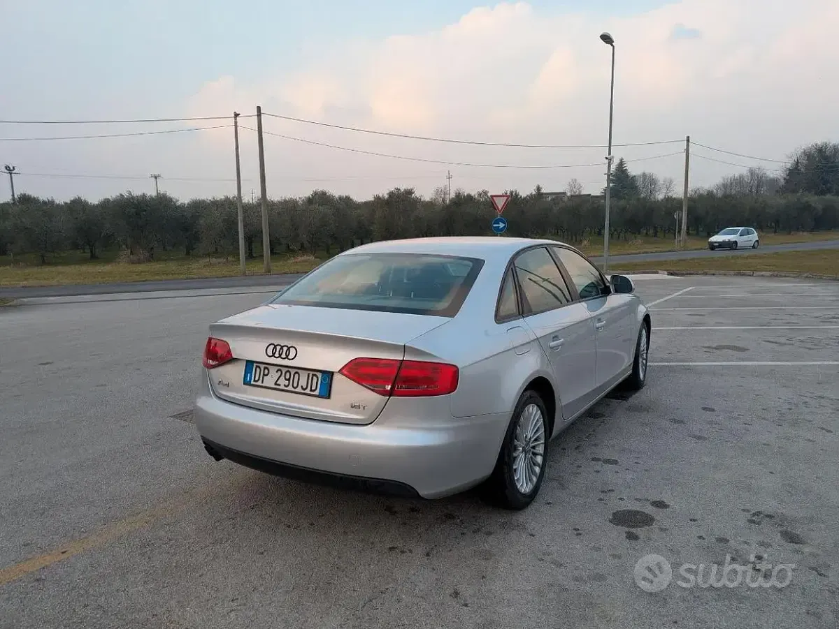 Usata Audi A4 Ambiente 160 CV (117 kW) 2008 Grigio Berlina