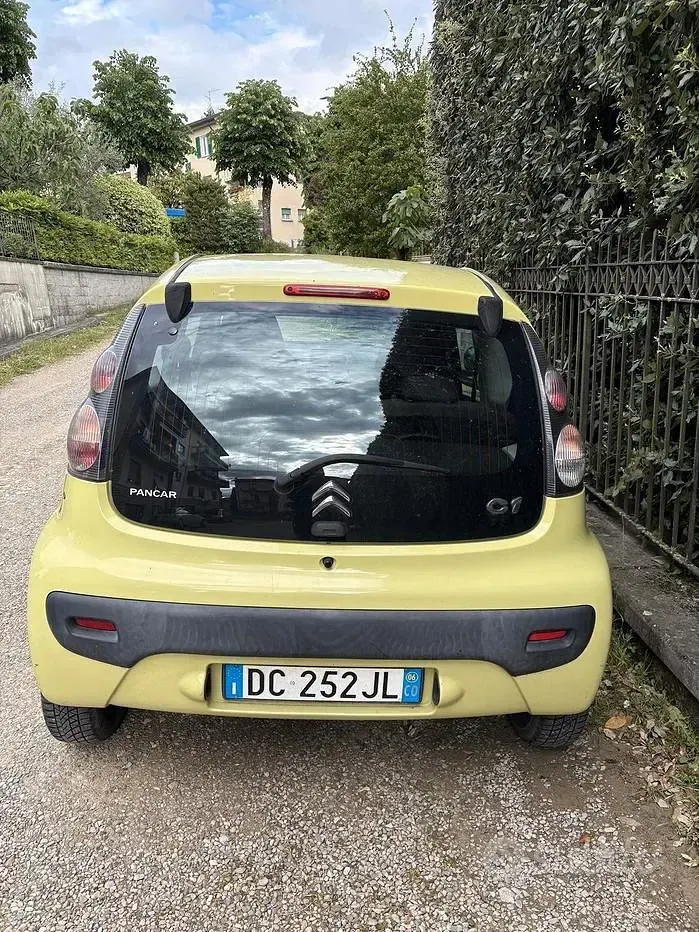 Usata Citroën C1 68 CV (50 kW) 2006 Giallo Utilitaria